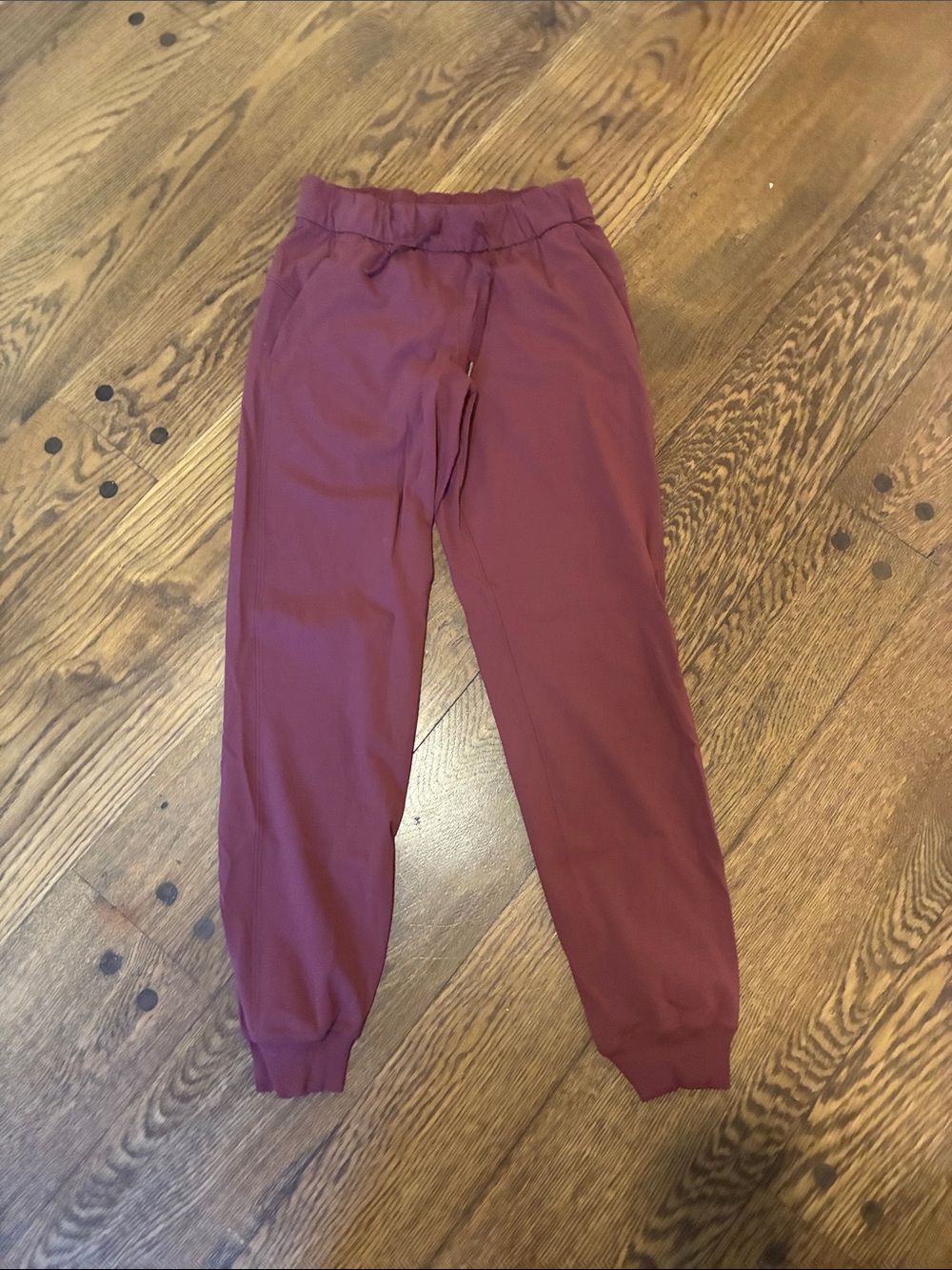 Lululemon Women’s Jogger Pants